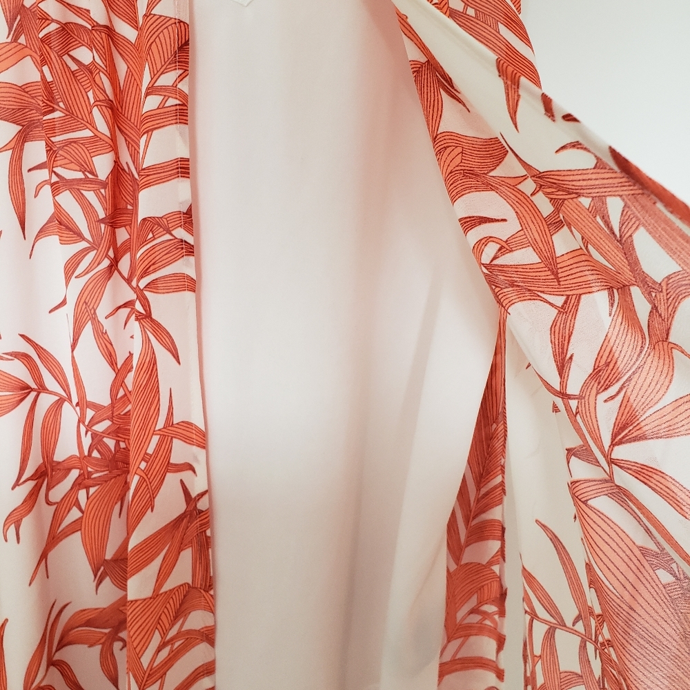 Lily Morgan | Women's Sleeveless Shirt - Picture 4 of 10